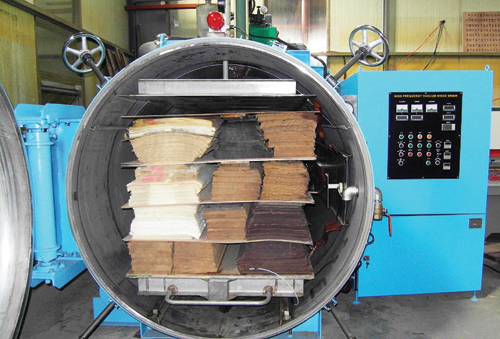 ứng dụng bơm hút chân không trong sấy gỗ